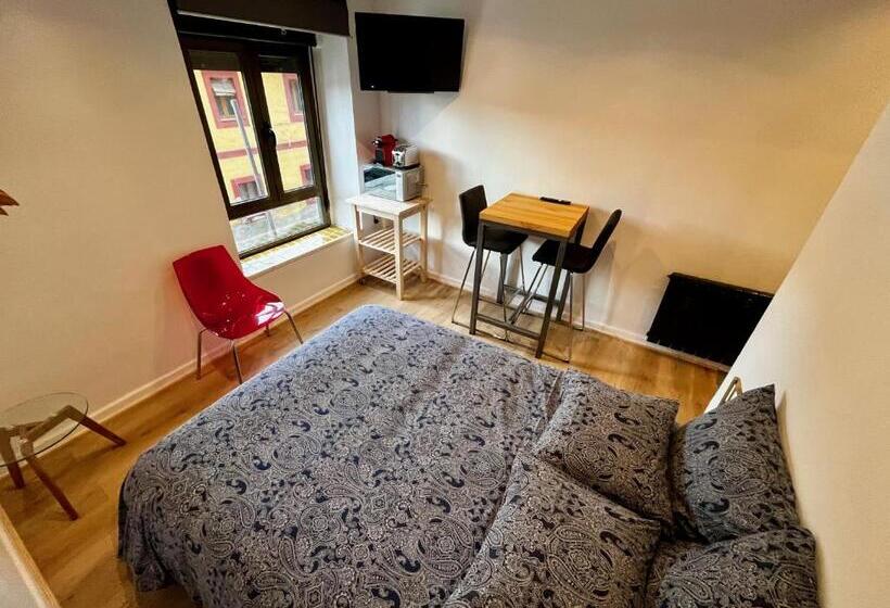 اتاق استاندارد, The Orange Teddy Bear Hostal La Peña