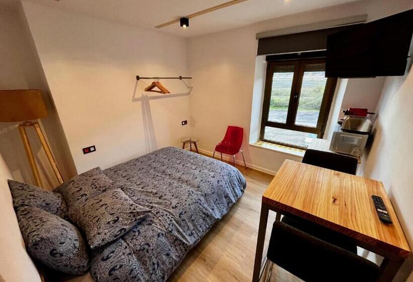 اتاق استاندارد, The Orange Teddy Bear Hostal La Peña