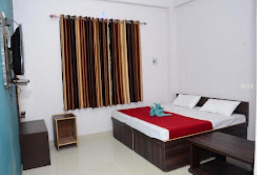 スタンダードルーム, The Lord Hotel,chandrapura