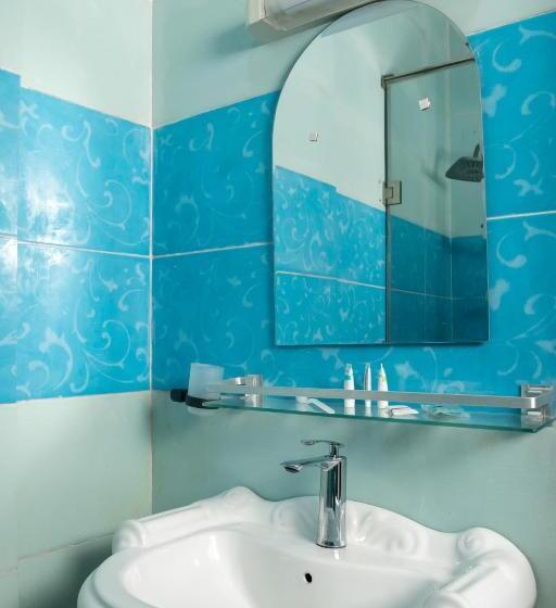 اتاق استاندارد, Cincinnati Hotel Yaounde