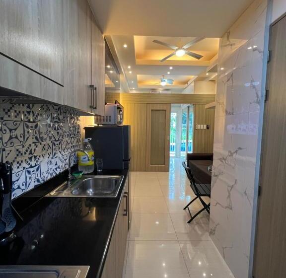 バルコニー付きスタンダードステューディオ, Condo In Pasay