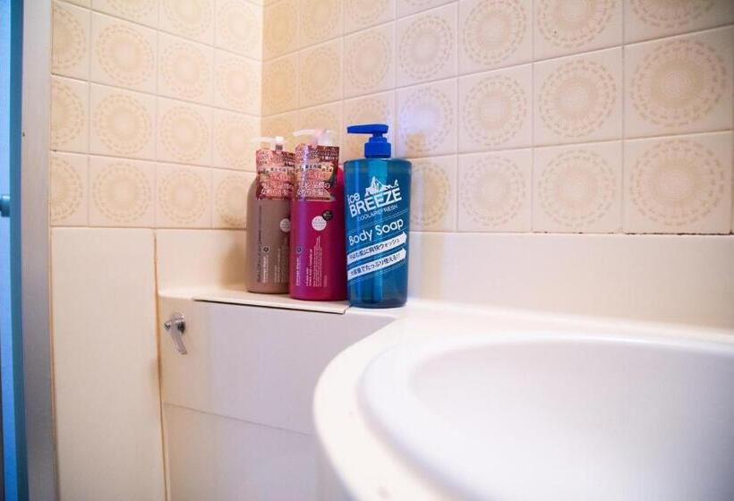 1 Schlafzimmer Apartment mit Balkon, D91新宿最中心 東新宿站5分 Shinjuku Center 5 Mins To Station, Max 4p 直达新宿 涉谷 表参道 池袋 上野 代代木 银座 原宿