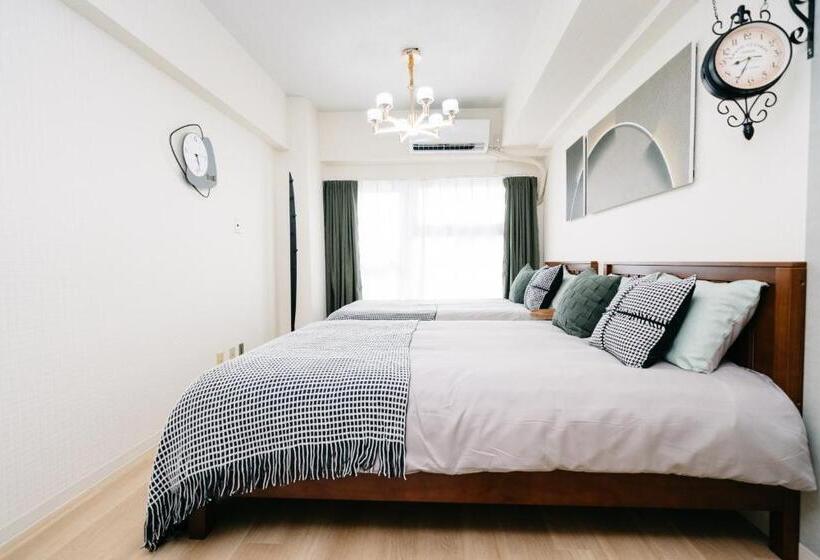 1 Schlafzimmer Apartment mit Balkon, D91新宿最中心 東新宿站5分 Shinjuku Center 5 Mins To Station, Max 4p 直达新宿 涉谷 表参道 池袋 上野 代代木 银座 原宿