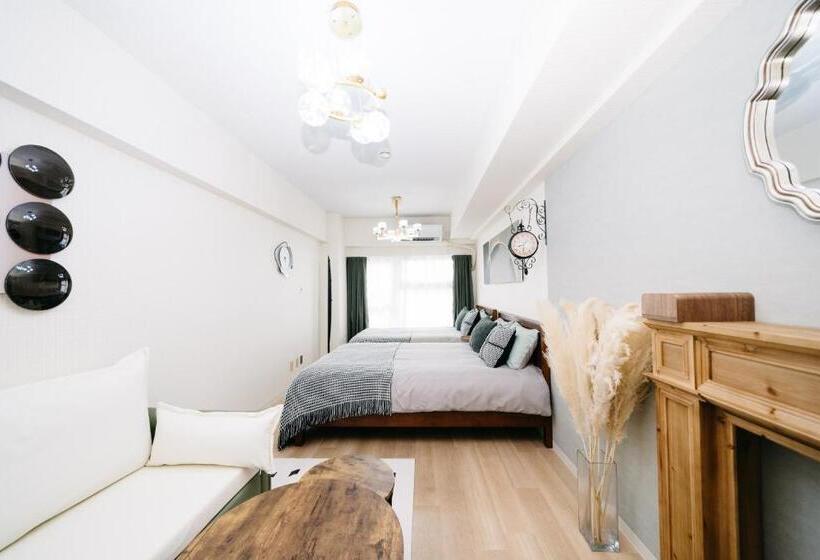 1 Schlafzimmer Apartment mit Balkon, D91新宿最中心 東新宿站5分 Shinjuku Center 5 Mins To Station, Max 4p 直达新宿 涉谷 表参道 池袋 上野 代代木 银座 原宿