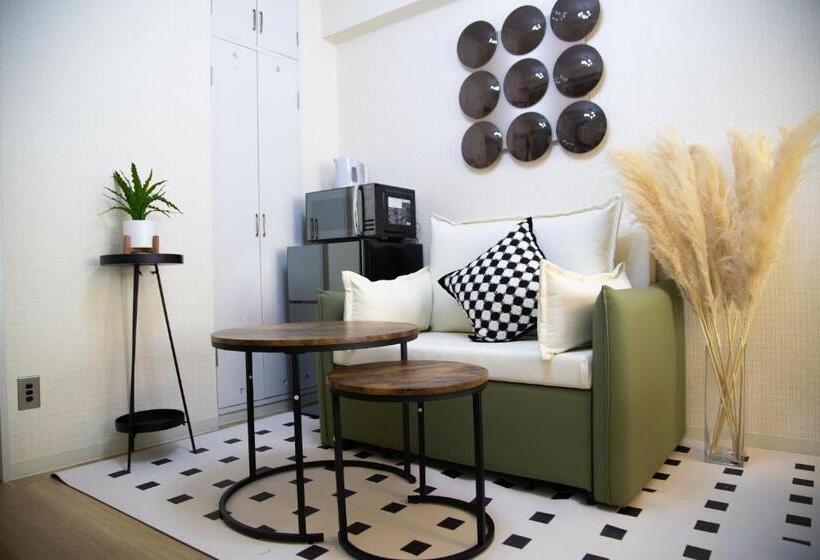 1 Schlafzimmer Apartment mit Balkon, D91新宿最中心 東新宿站5分 Shinjuku Center 5 Mins To Station, Max 4p 直达新宿 涉谷 表参道 池袋 上野 代代木 银座 原宿