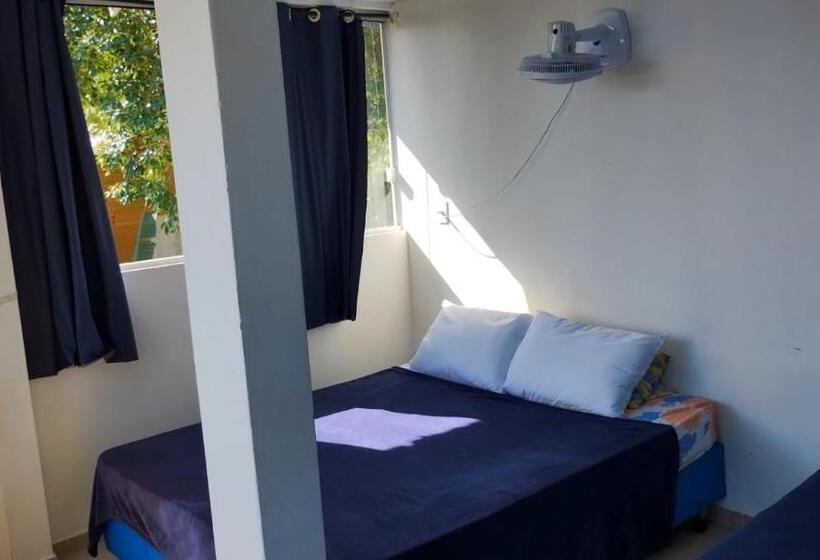 Номер Стандарт Трехместный, Estar Zen Hostel
