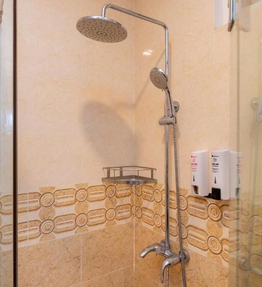 اتاق استاندارد, Anh Tuấn