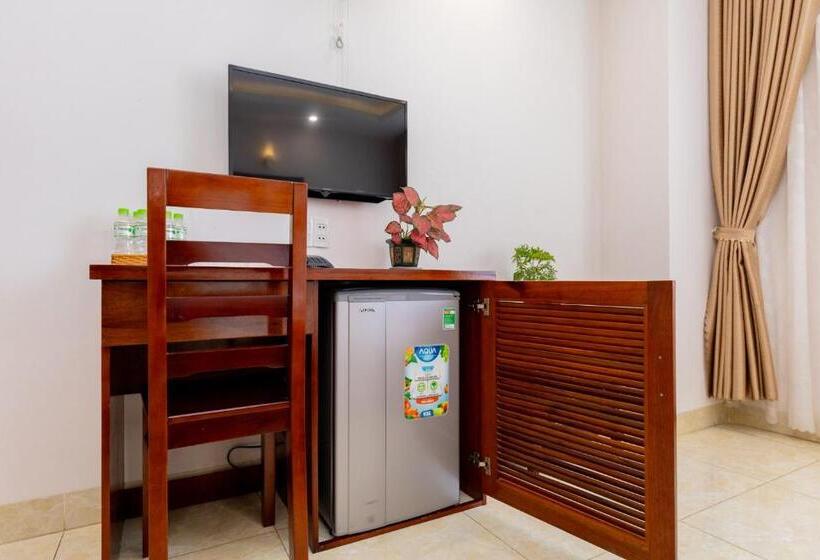 اتاق استاندارد, Anh Tuấn