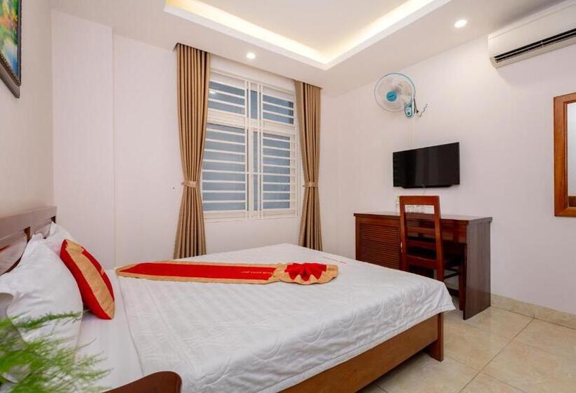 اتاق استاندارد, Anh Tuấn