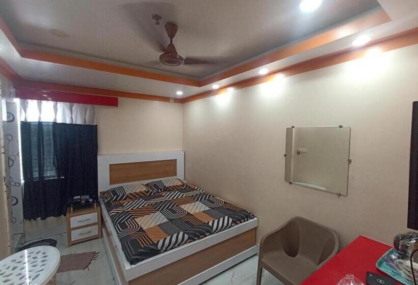 スタンダードルーム, Anurag Palace