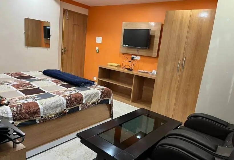اتاق لوکس, Anurag Palace