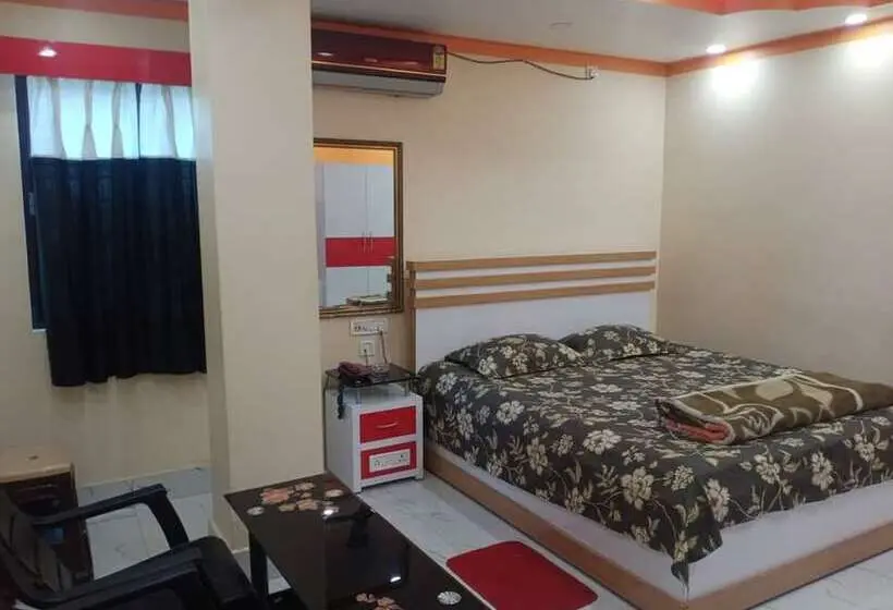 اتاق لوکس سه تخته, Anurag Palace
