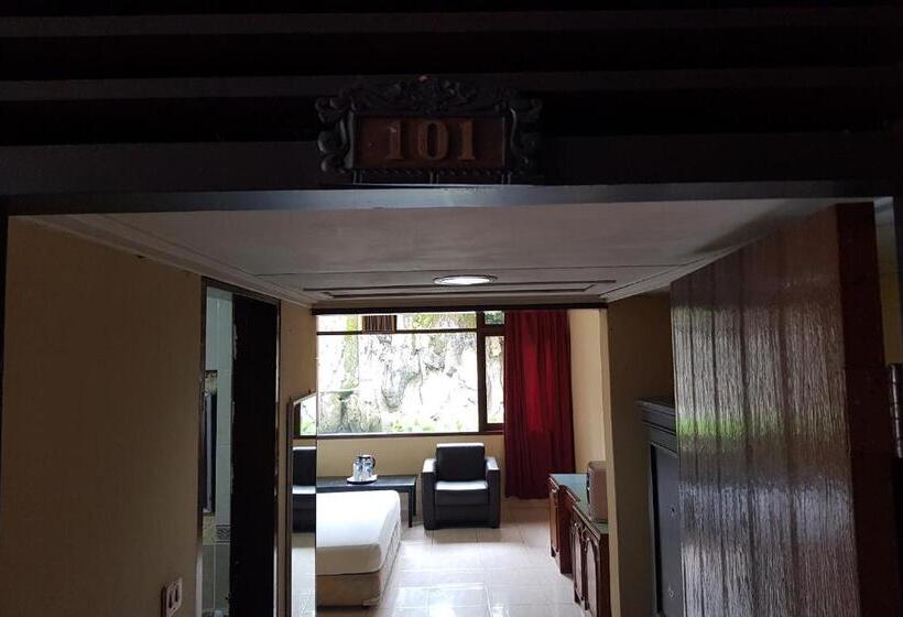 Люкс Повышенной Комфортности, Capital O 93393 Hermina