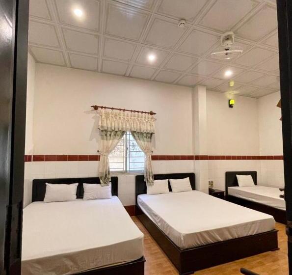 اتاق خانوادگی, Khách Sạn Nam đô 2