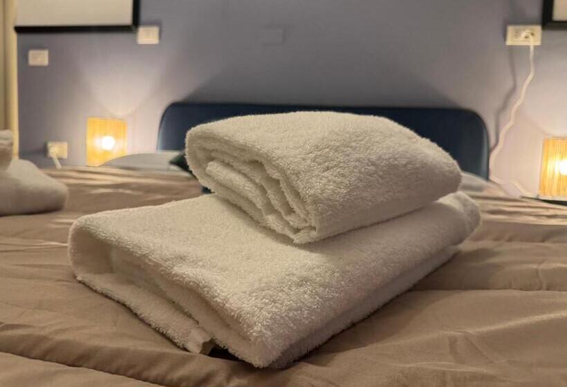 اتاق استاندارد چهار تخته, Feel   Bellavista Suites