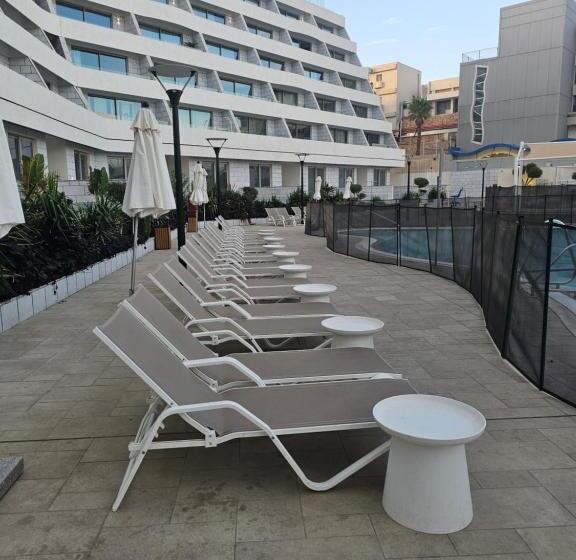 استودیوی استاندارد با چشم‌انداز دریا, סוויטת מלכת המפרץ Sea View