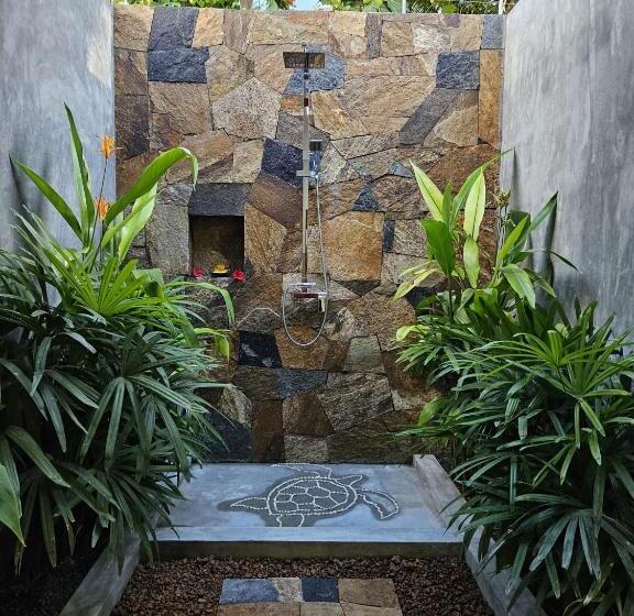 小型套房带泳池景, Sri Palms