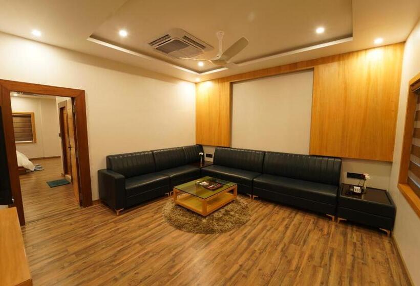 סוויטה אקזקיוטיב, Dvr Mansion