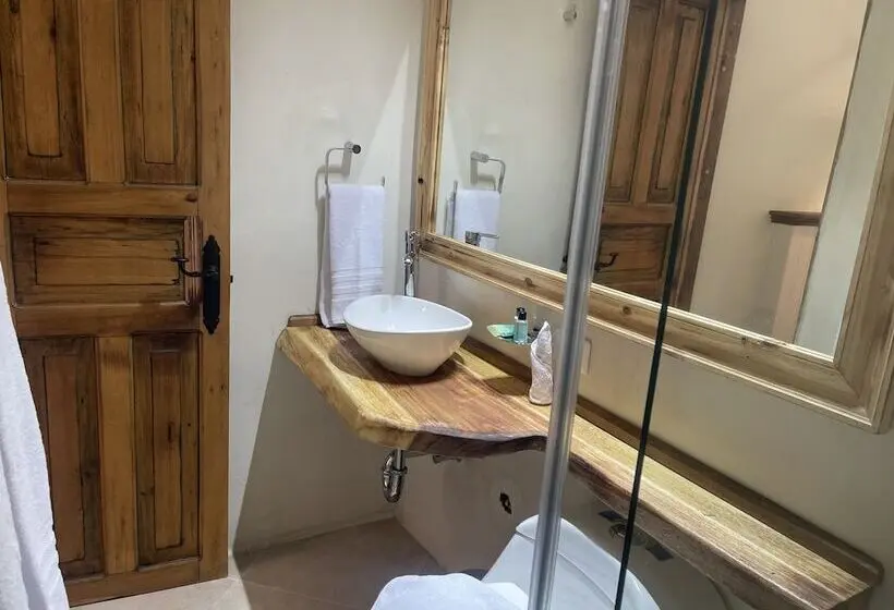 Perhehuone, La Corada