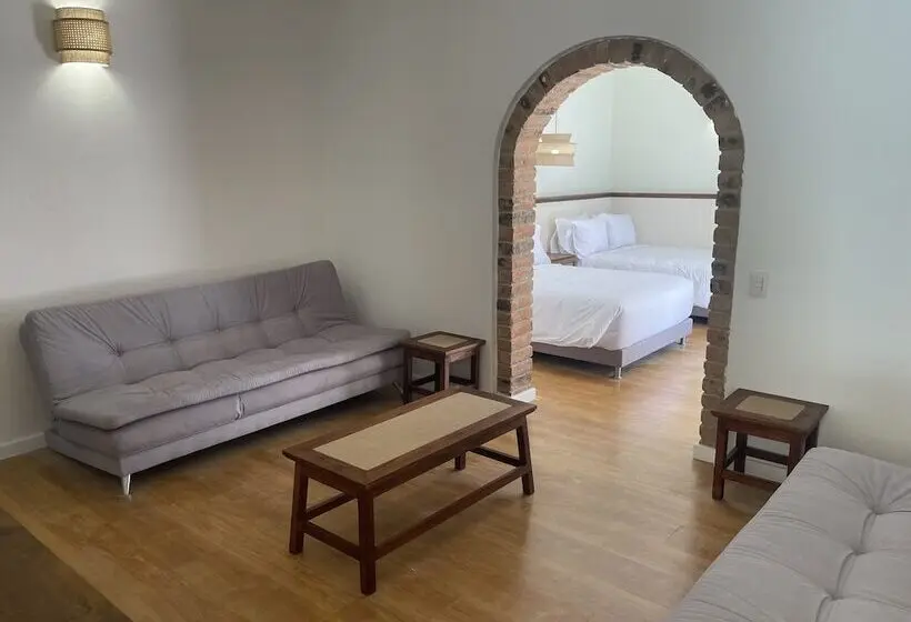 Perhehuone, La Corada