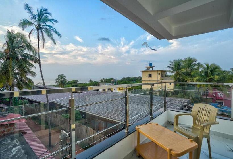 חדר סופריור לשלושה עם נוף לים, Magic Waters