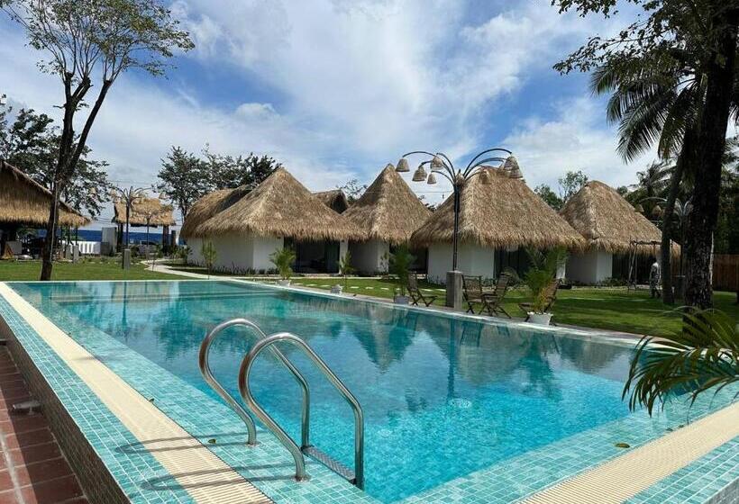 패밀리 스튜디오, Sea Sand Resort