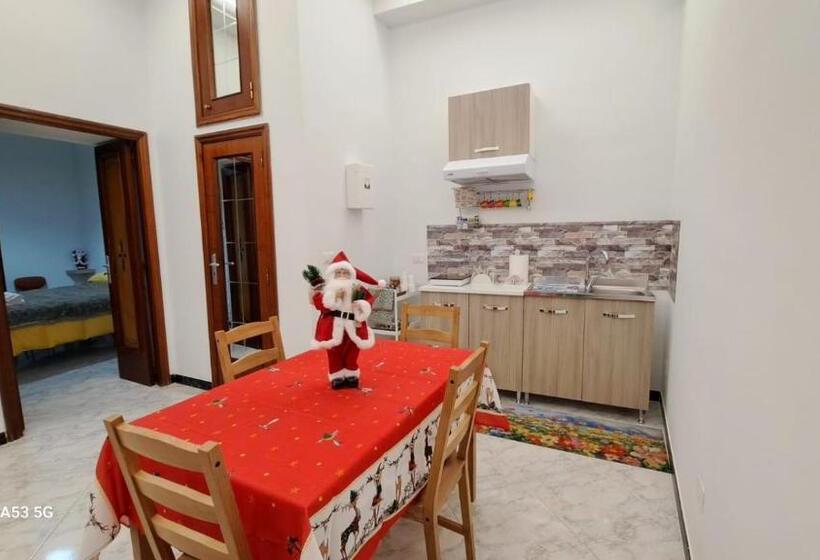 اتاق استاندارد چهار تخته, Aurora E Dad Naples Center B&b