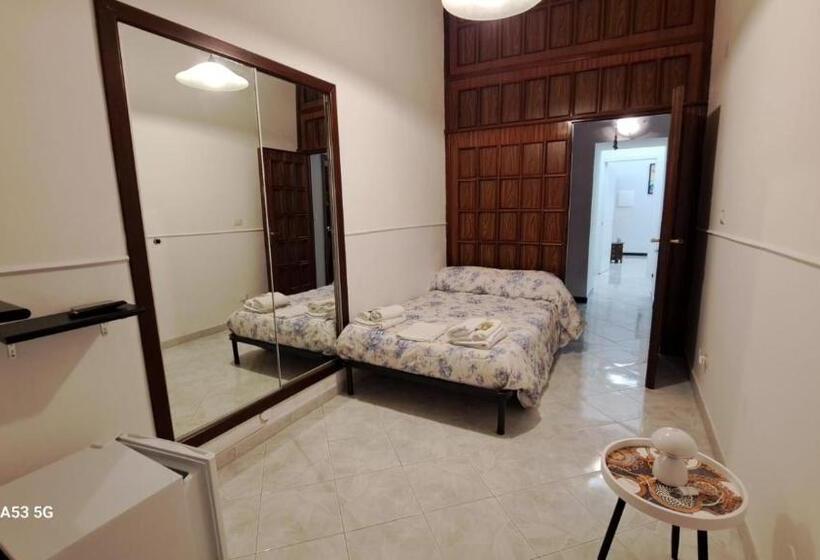 اتاق استاندارد چهار تخته, Aurora E Dad Naples Center B&b