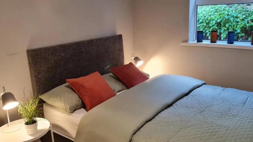 חדר דלוקס, Blima Central Rooms