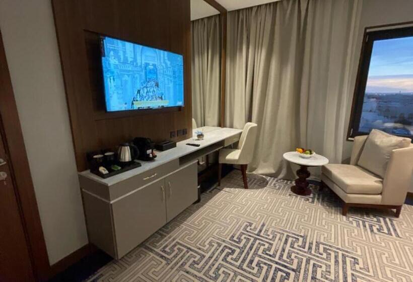 Şehir Manzaralı Lüks Oda, Five Seasons