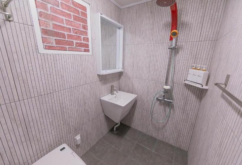 Camera Standard con Terrazza, 순천만 갈대숲 호스텔