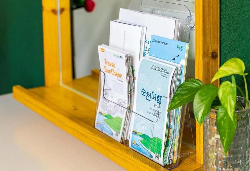 Camera Familiare, 순천만 갈대숲 호스텔