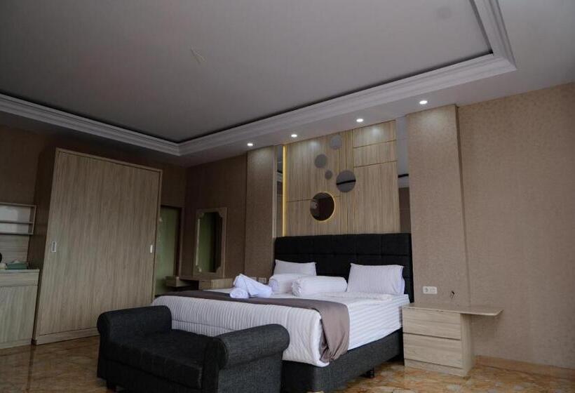 スイート, Al Hambra Granada Resort Convention Garut