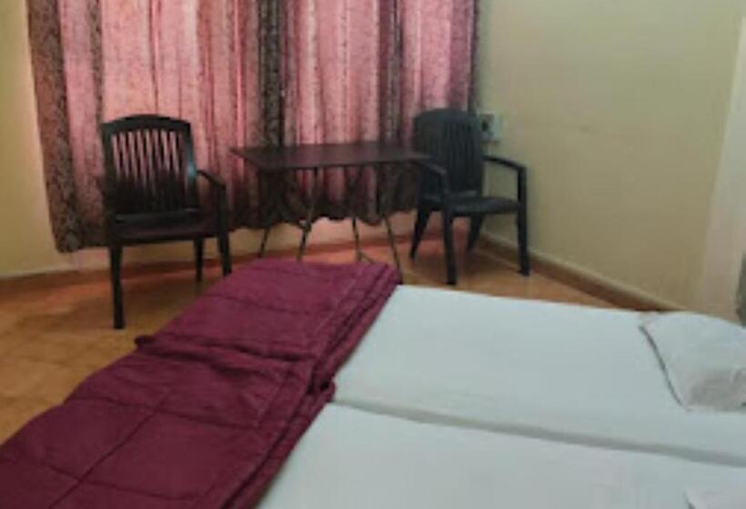 غرفة ديلوكس, Alpha