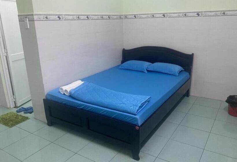 اتاق استاندارد, Spot On 1218 Nha Nghi Hung Thinh