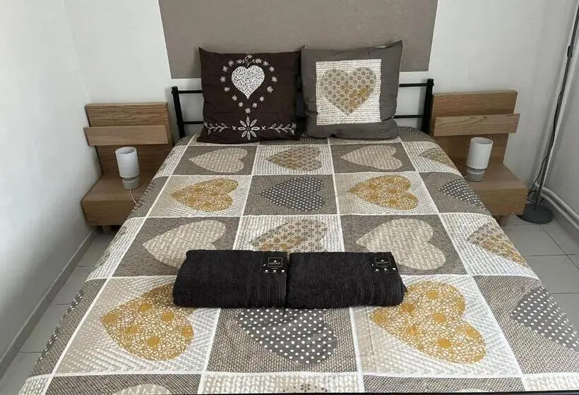 デラックスルーム, Casanova Home