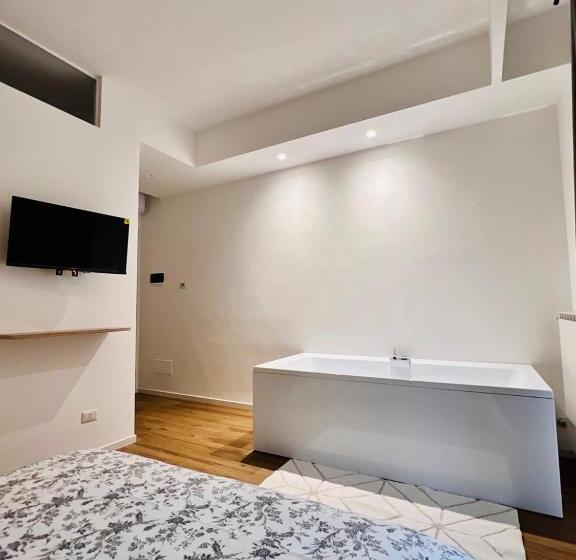 اتاق لوکس, Finella Charming Rooms