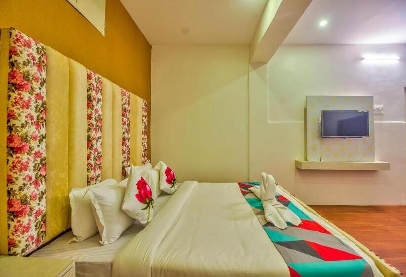 חדר סופריור לשלושה, Jack S Place