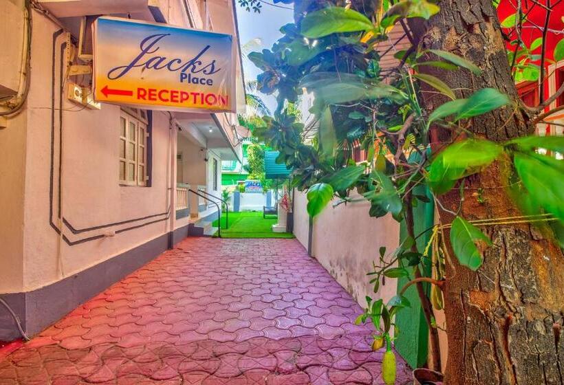 חדר סופריור, Jack S Place