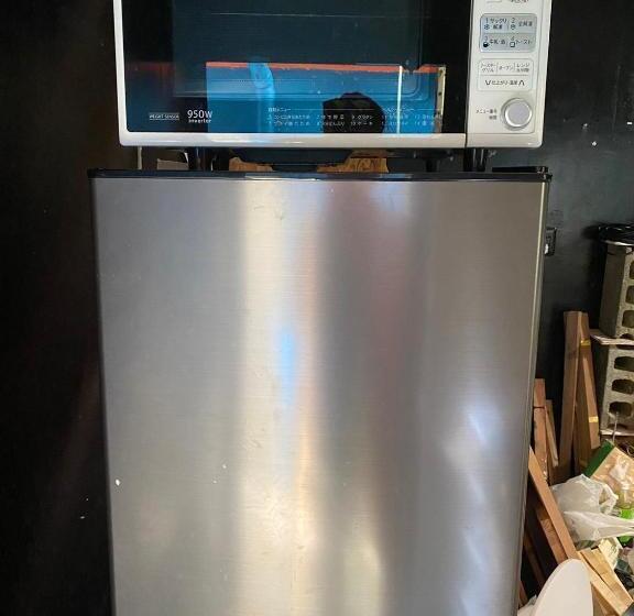 تختخواب در اتاق مشترک, This Is Okinawa