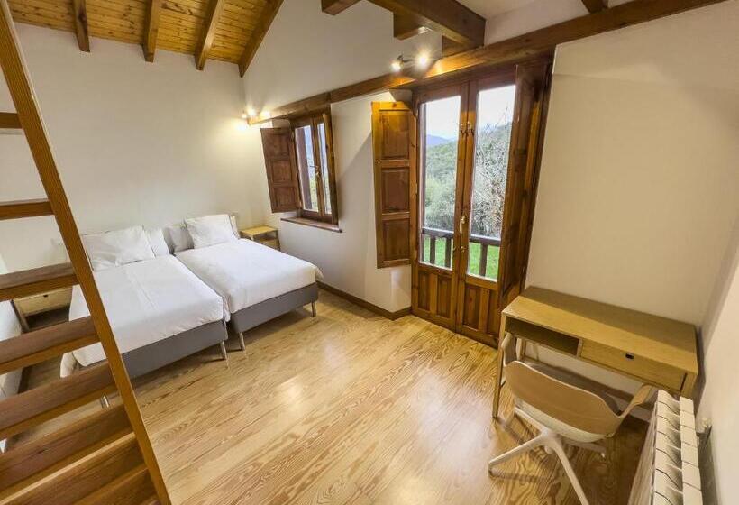 تختخواب در اتاق مشترک, Posada Cabañes