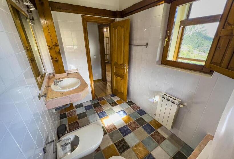 اتاق لوکس چهار تخته, Posada Cabañes