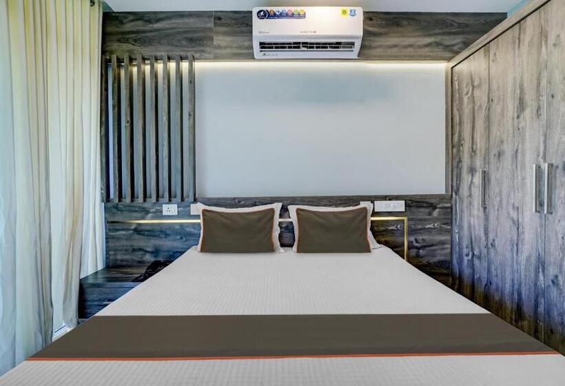 三人经典房间, Collection O Ayesha Homes