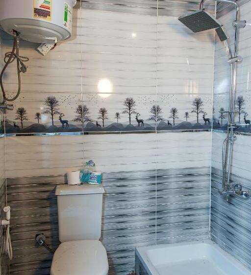 اتاق استاندارد, Habib Camp