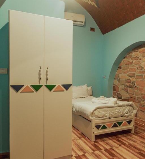 اتاق استاندارد سه نفره, Habib Camp