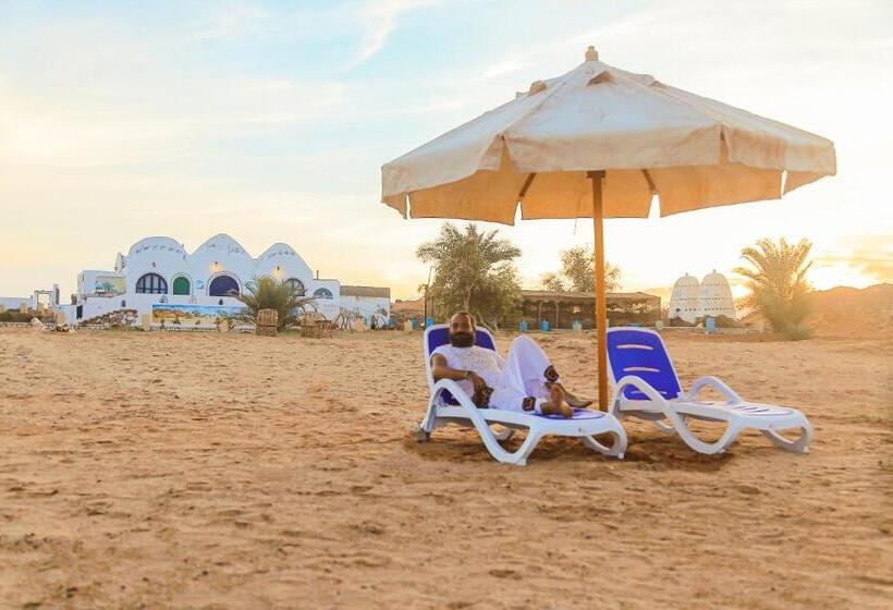 اتاق استاندارد سه نفره, Habib Camp