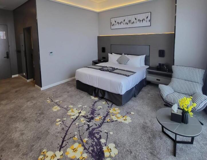 キングサイズベッドのデラックスルーム, Msharef Almoden