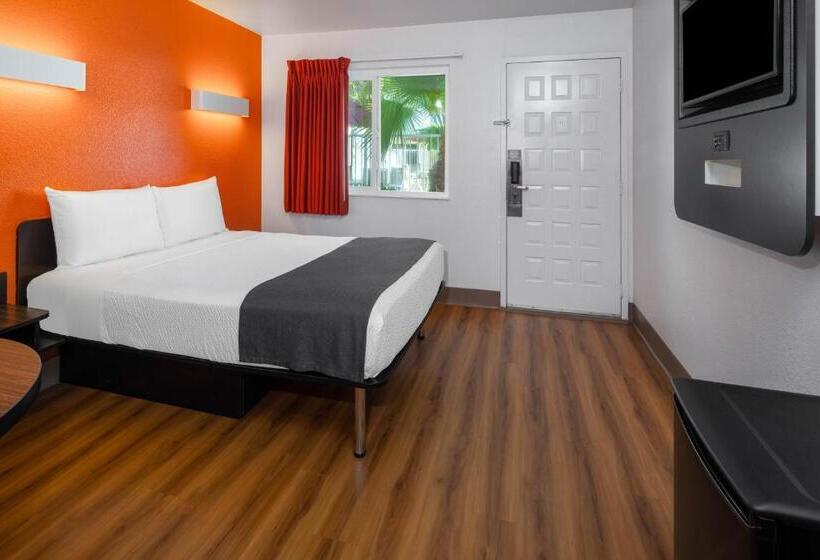 장애인을 위한 스탠다드 룸, Studio 6 Suites Carpinteria, Ca Santa Barbara South