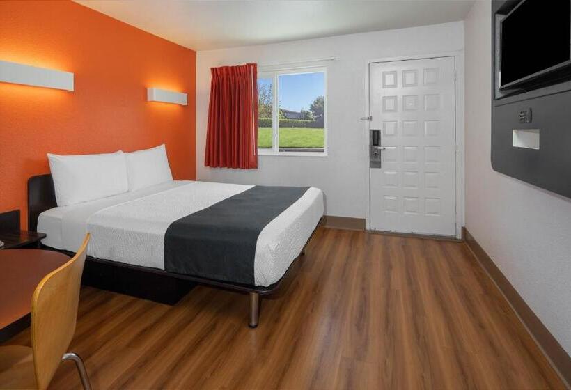 Номер Стандарт Адаптированный для Инвалидов, Studio 6 Suites Carpinteria, Ca Santa Barbara South