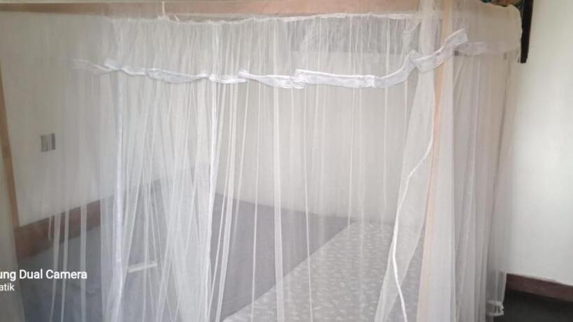 Deluxe Room, Gautham Villa